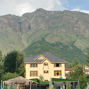 Garden Of Eden Resort